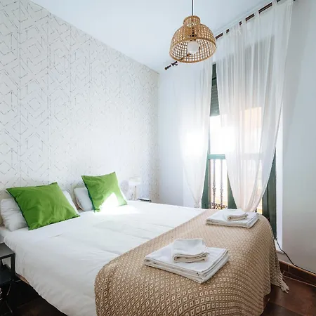 Homeyseville-lovely Duplex At Santa Cruz 10 Pax, Parking Optional Apartment *